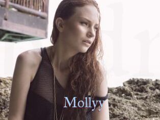 Mollyy